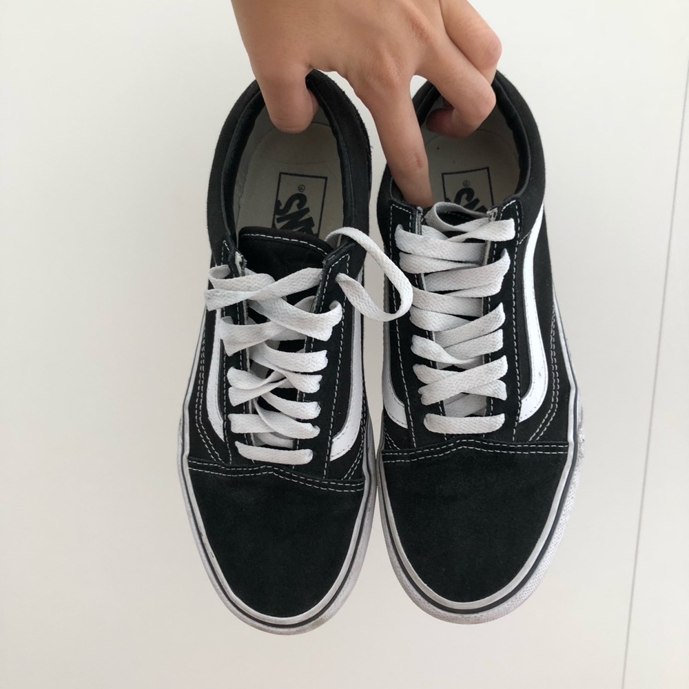 VANS Black Old Skool Sneakers